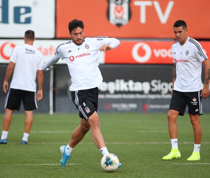 Beşiktaş, Kondisyon Ve Taktik Çalıştı