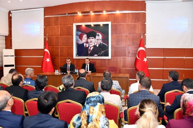 Gümüşhane’de Yeni Eğitim Öğretim Yılına Hazırlık Toplantısı Yapıldı