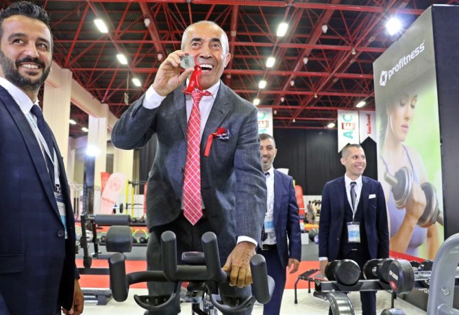 70 Yaşındaki Demir Adam: "120 Yaşına Kadar Spor Yapacağım"
