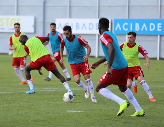 Sivasspor’da Başakşehir Mesaisi Sürüyor