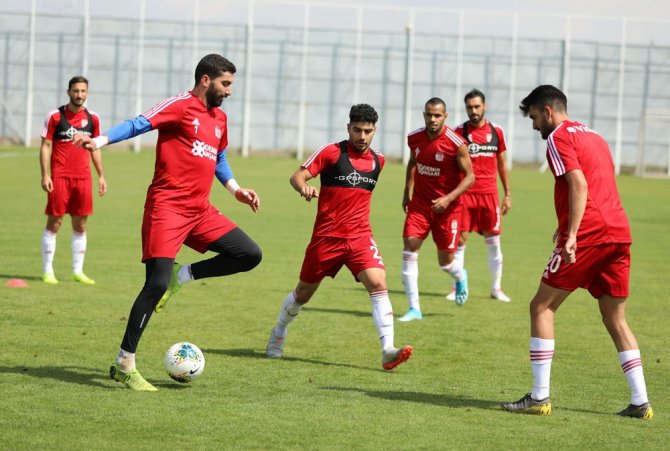 Sivasspor’da Başakşehir Mesaisi Sürüyor