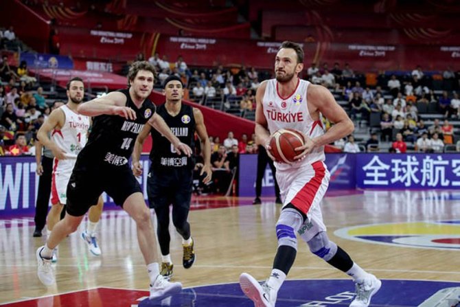 12 Dev Adam, Yeni Zelanda’ya 102-101 Kaybetti