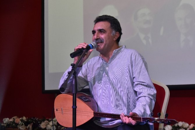 Erdal Erzincan’dan 20 Yıl Sonra Gümüşhane’de Muhteşem Konser