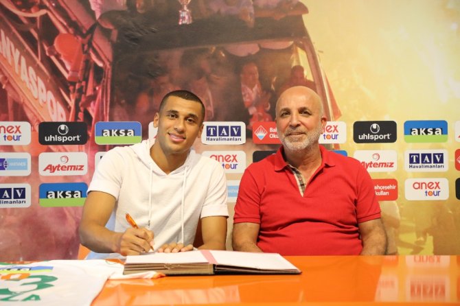 Welinton 3 Yıl Daha Alanyaspor’da