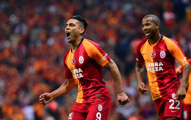 Galatasaray Falcao’nun Golüyle Kasımpaşa’yı Geçti