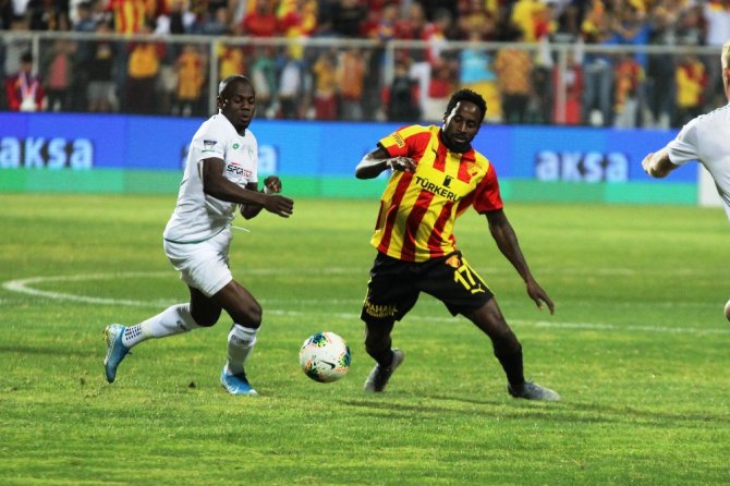 Göztepe İlk Galibiyetini Aldı