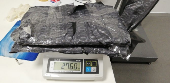 İstanbul Havalimanı’nda 13 Kilo Kokain Ele Geçirildi