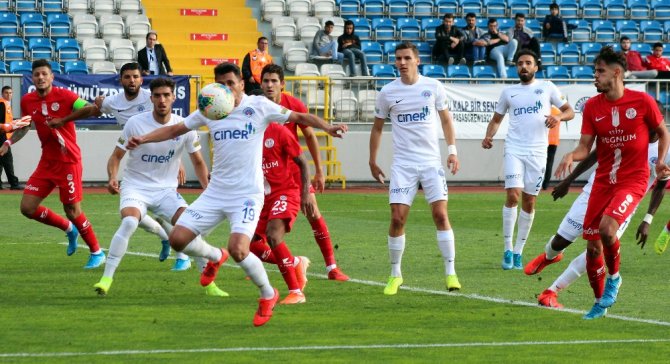 Kasımpaşa Antalya’yı Farklı Geçti