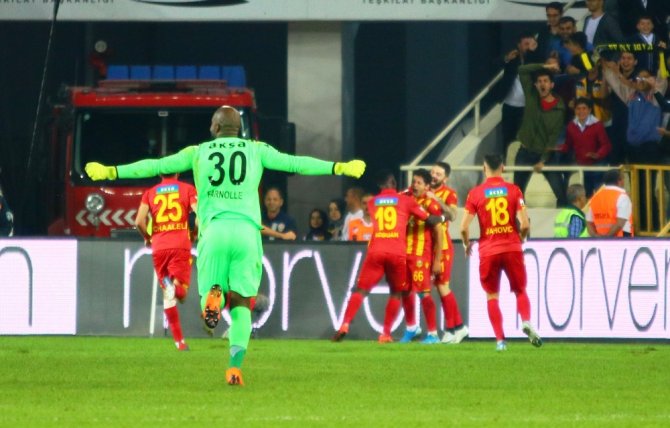 Süper Lig: Yeni Malatyaspor: 1 - Galatasaray: 1 (Maç Sonucu)