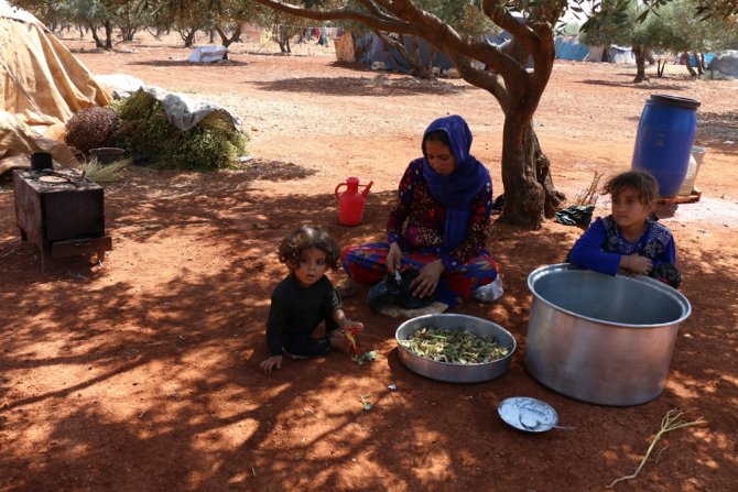 Suriye’deki Göçmenlerin Trajedisi Kamerada