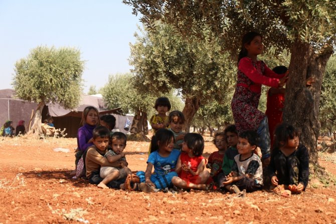 Suriye’deki Göçmenlerin Trajedisi Kamerada