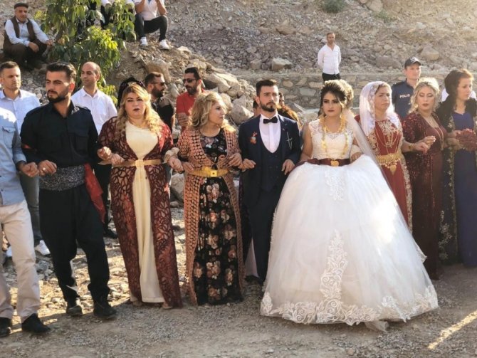 Generaller Şehit Oğlunun Düğününe Katıldı