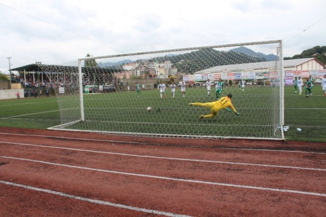 Ziraat Türkiye Kupası 3. Tur Maçı: Görelespor: 4 Giresunspor: 1