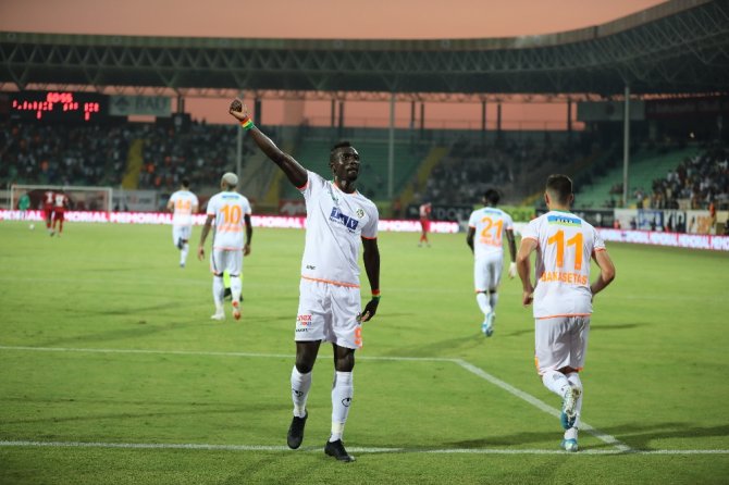 Lider Alanyapor Puan Kaybetti