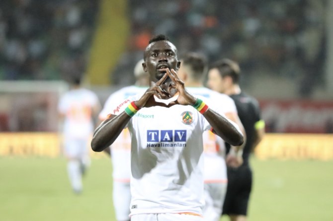 Lider Alanyapor Puan Kaybetti