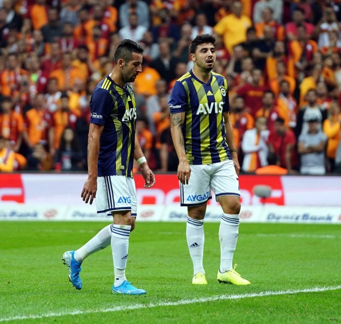 Dev Derbide İlk Yarıda Gol Yok