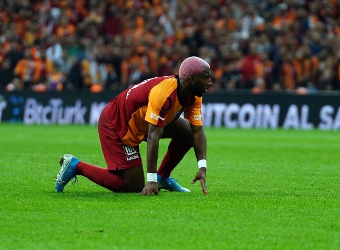 Dev Derbide İlk Yarıda Gol Yok