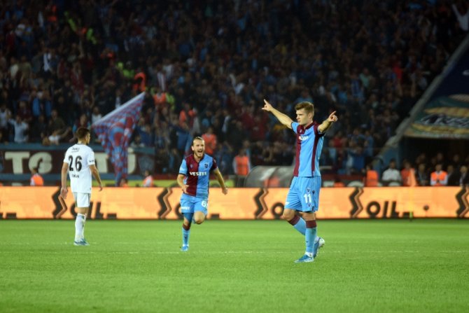 Süper Lig: Trabzonspor: 4 - Beşiktaş: 1 (Maç Sonucu)