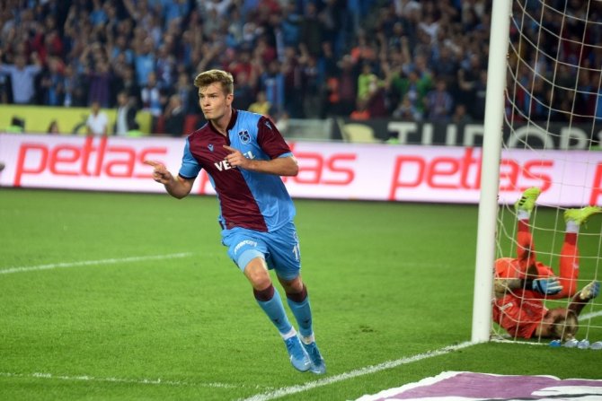 Süper Lig: Trabzonspor: 4 - Beşiktaş: 1 (Maç Sonucu)