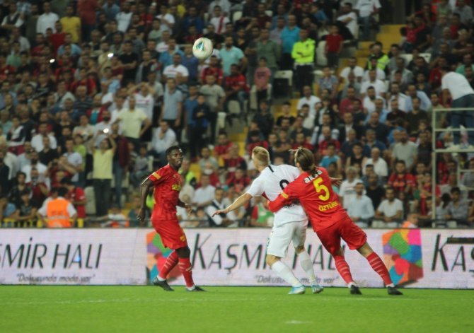Gazişehir Gaziantep İle Göztepe 1-1 Berabere Kaldı