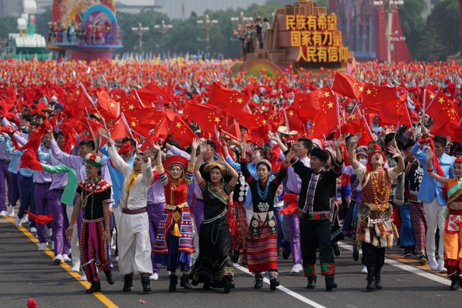Çin’den Gövde Gösterisi