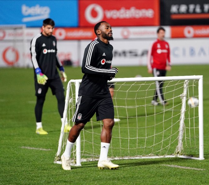 Beşiktaş, Wolverhampton Hazırlıklarını Tamamladı