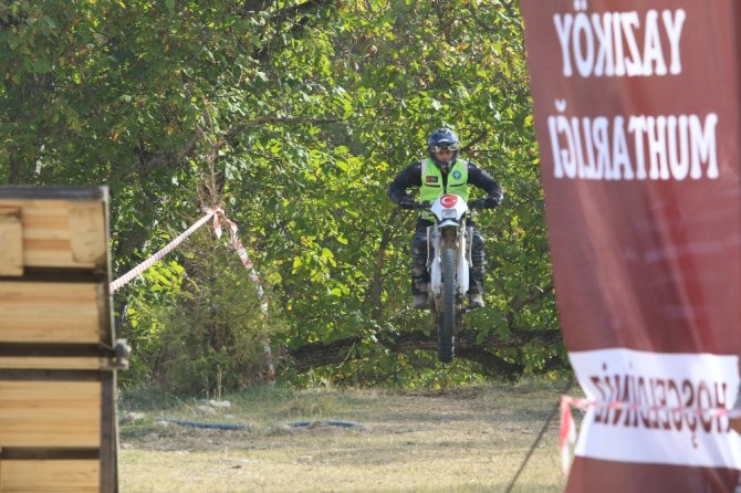 Motokros Yarışması Nefes Kesti