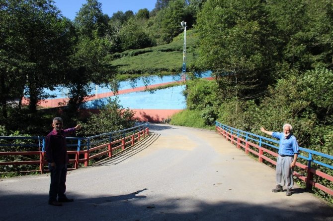 Bordo Mavi Değirmen Hayır İçin Dönüyor