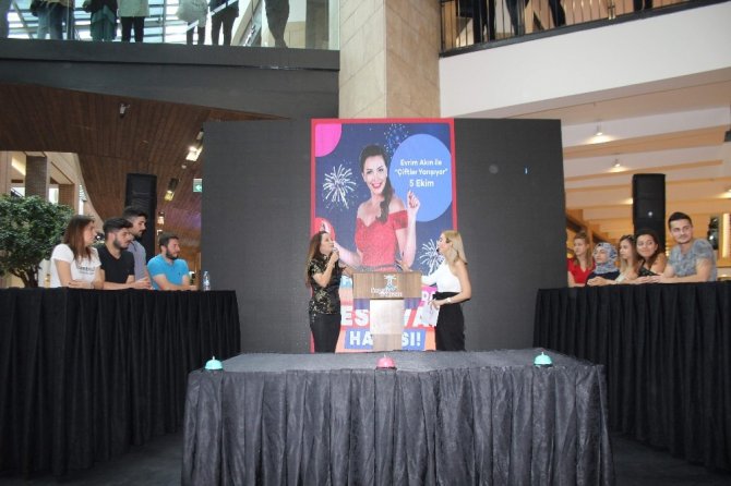 Evrim Akın Forum Trabzon’da Aileleri Yarıştırdı.