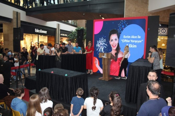 Evrim Akın Forum Trabzon’da Aileleri Yarıştırdı.