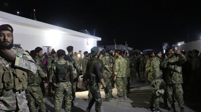 Suriye Milli Ordusu Akçakale’ye Geldi