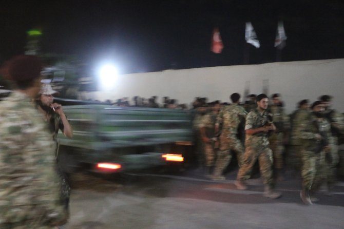 Suriye Milli Ordusu Akçakale’ye Geldi