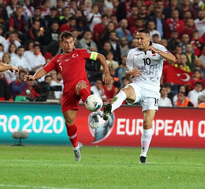 İlk Yarıda Gol Yok