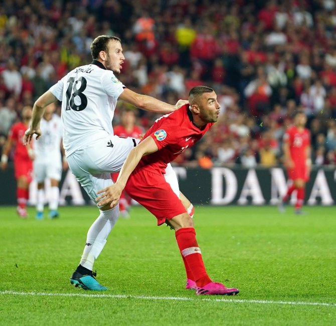 İlk Yarıda Gol Yok