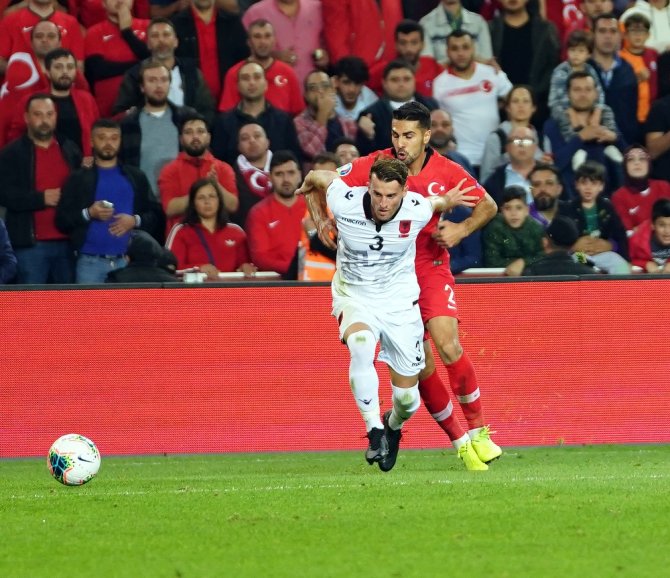 İlk Yarıda Gol Yok