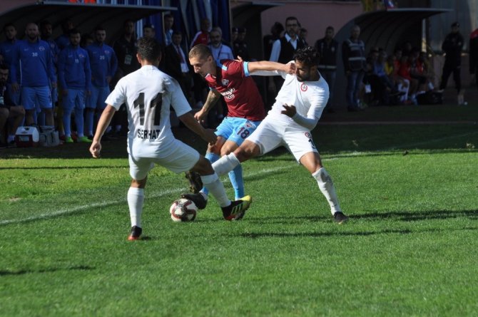 Tff 2. Lig: Hekimoğlu Trabzon Fk: 1 - Zonguldak Kömürspor: 4