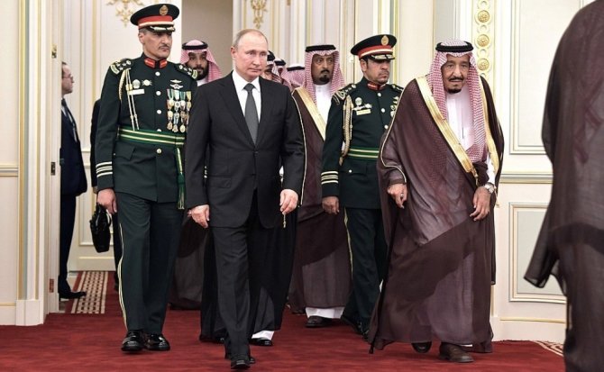 Putin: “Orta Doğu’da İstikrar İçin Moskova-suudi Arabistan İle Koordinasyon Gerekiyor”
