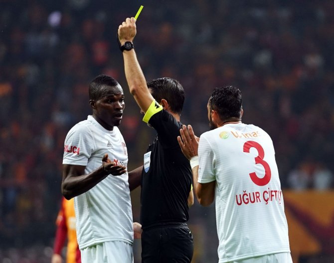 5 Gollü Karşılaşmada Kazanan Galatasaray