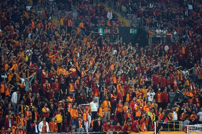 Galatasaray-sivasspor Karşılaşmasından Notlar