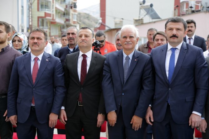 Gümüşhane’de Yalçın Kurt Kültür Evi Ve Yeni Mahalle Muhtar Evi’nin Açılışı Gerçekleştirildi