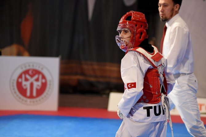 Milli Taekwondo Şampiyonu Babasının Hayalini Gerçekleştirdi