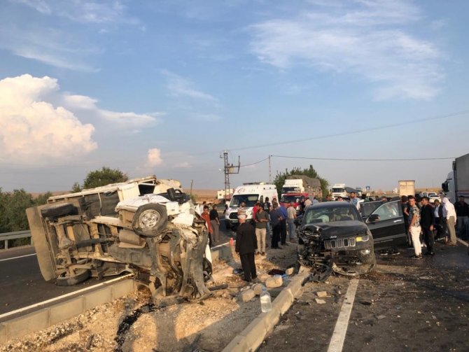 Mardin’de Trafik Kazası: 1 Ölü, Başsavcı İle Birlikte 9 Yaralı