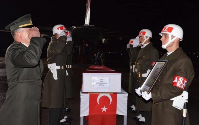 Şehit Eşkioğlu’nun Cenazesi Erzurum’a Getirildi