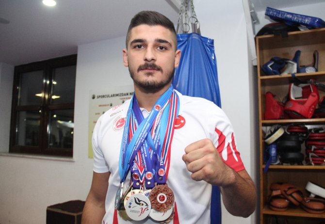 Eray Satıoğlu: “Hedefim Dünya Şampiyonu Olmak”