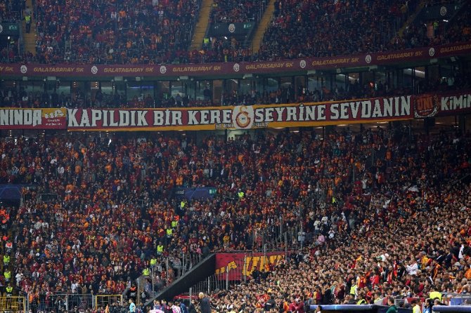 Galatasaray-real Madrid Maçını 49 Bin 528 Taraftar İzledi
