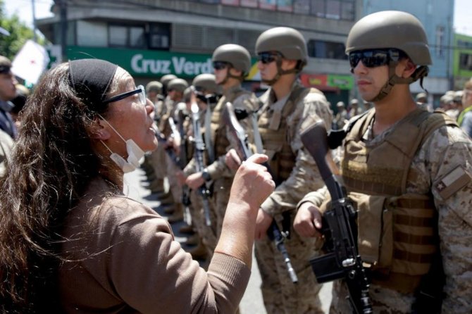Protestolar Şili Devlet Başkanına Geri Adım Attırdı