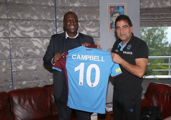 Trabzonspor’un Eski Futbolcusu Kevin Campbell, Bordo-mavili Kulübü Ziyaret Etti