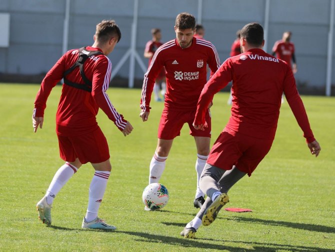 Sivasspor’da Hırslı Antrenman