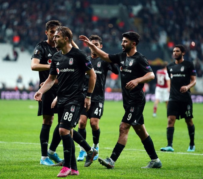 Uefa Avrupa Ligi: Beşiktaş: 1 - Braga: 2 (Maç Sonucu)