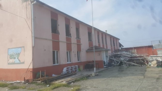 Akçaabat Yarı Açık Cezaevi’nin Yerine Adliye Binası Yapılacak